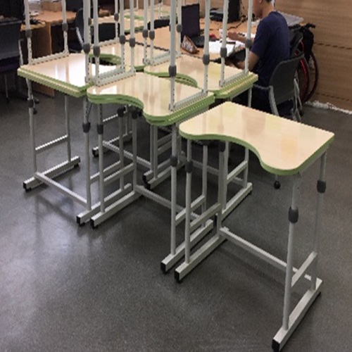 휠체어 전용책상(높이조절)