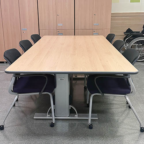 높낮이 조절 회의용 탁자